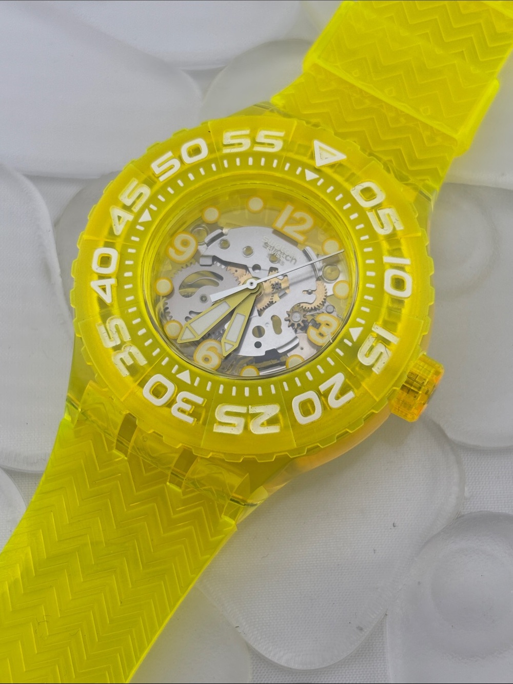 Swatch Watch - SUUJ101 - LEMON PROFOND